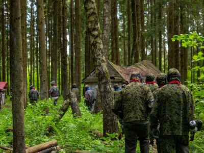 Пейнтбол и лазертаг