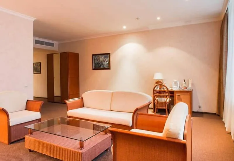 Люкс плюс (SPA) в Отель Arthurs SPA Hotel by MERCURE