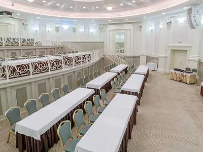 Зал фестивалей и конгрессов