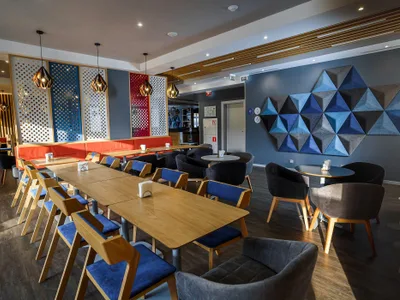 EXPRESS Café&Bar
