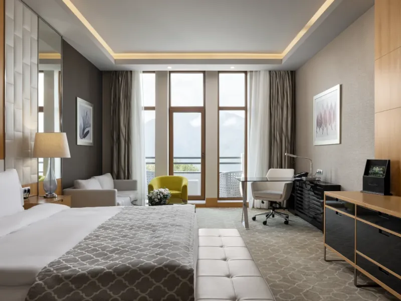 Делюкс Кинг с двуспальной кроватью и видом на горы - Отель Rixos Красная Поляна