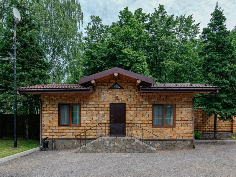 Румер в Загородный клуб LaFa