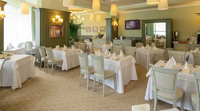 Брассери La Croisette - SPA-Отель MIstraL