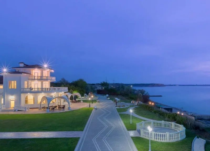 Ресторан “Ривьера” - Отель Alma Park Resort