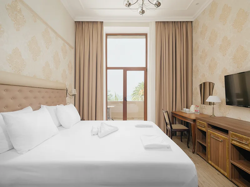 Стандарт с балконом в Парк-отель AMRA PARK-HOTEL & SPA