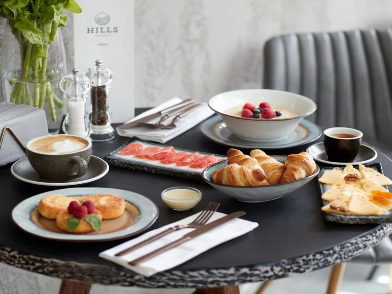 Hills Cafe - Отель Hills Polyana Hotel