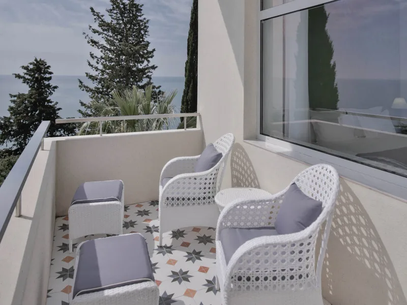 Junior Suite - Отель Garden Resort Gagra