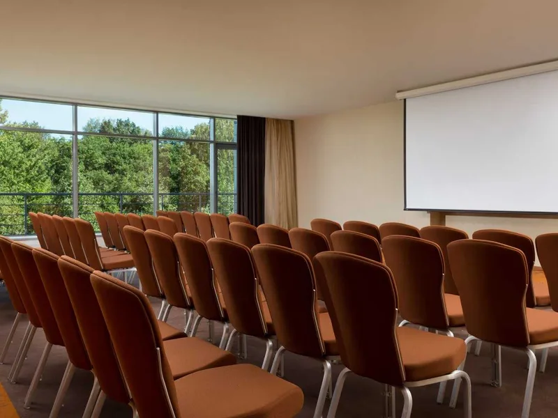Конференц-зал Madrid - Отель Sheraton Moscow