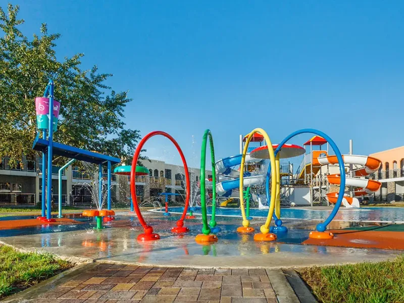 Детская горка в бассейне - Отель MOREA Family Resort&Spa