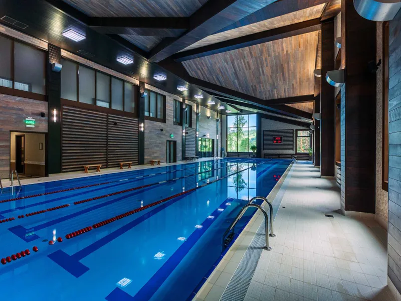 Крытый бассейн - Отель Cosmos Collection Altay Resort