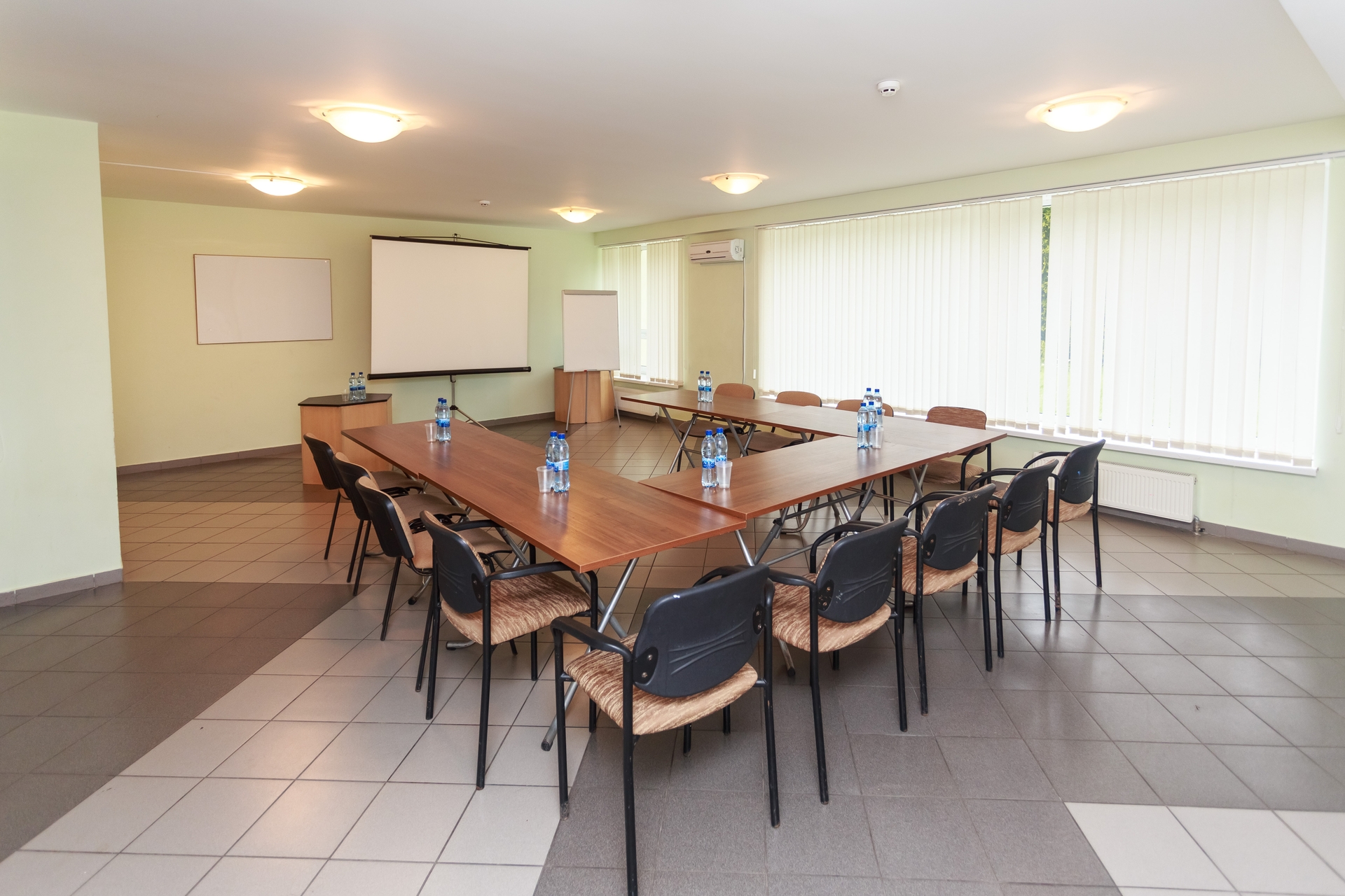 Переговорная комната -  Парк-отель Фореста Фестиваль Парк