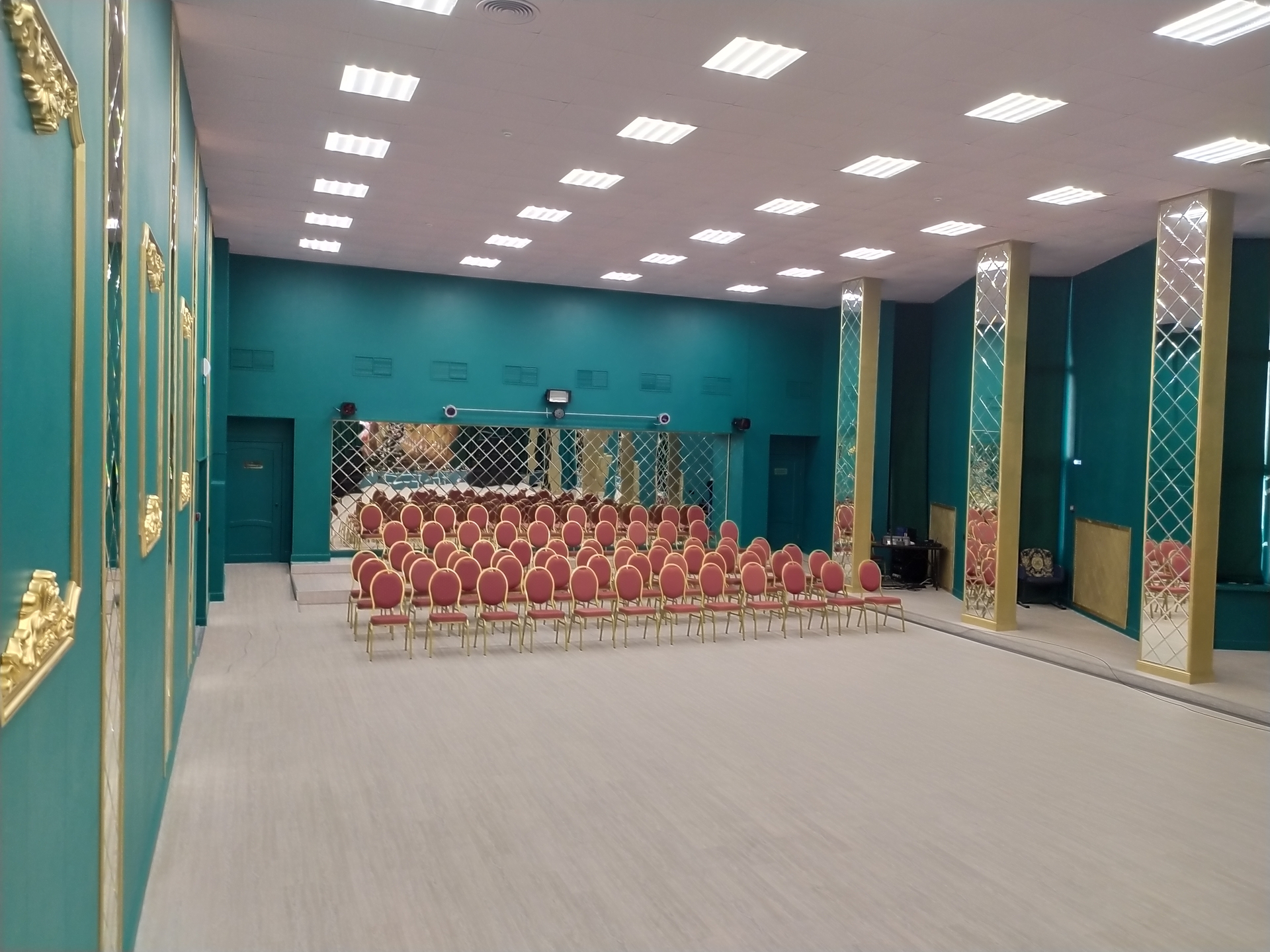 Emerald Hall -  Парк-отель Фореста Фестиваль Парк